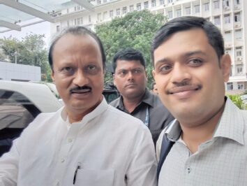 वंदनीय अजित दादा पवार यांना उपमुख्यमंत्री असताना निवेदन दिले त्यावेळचे क्षण